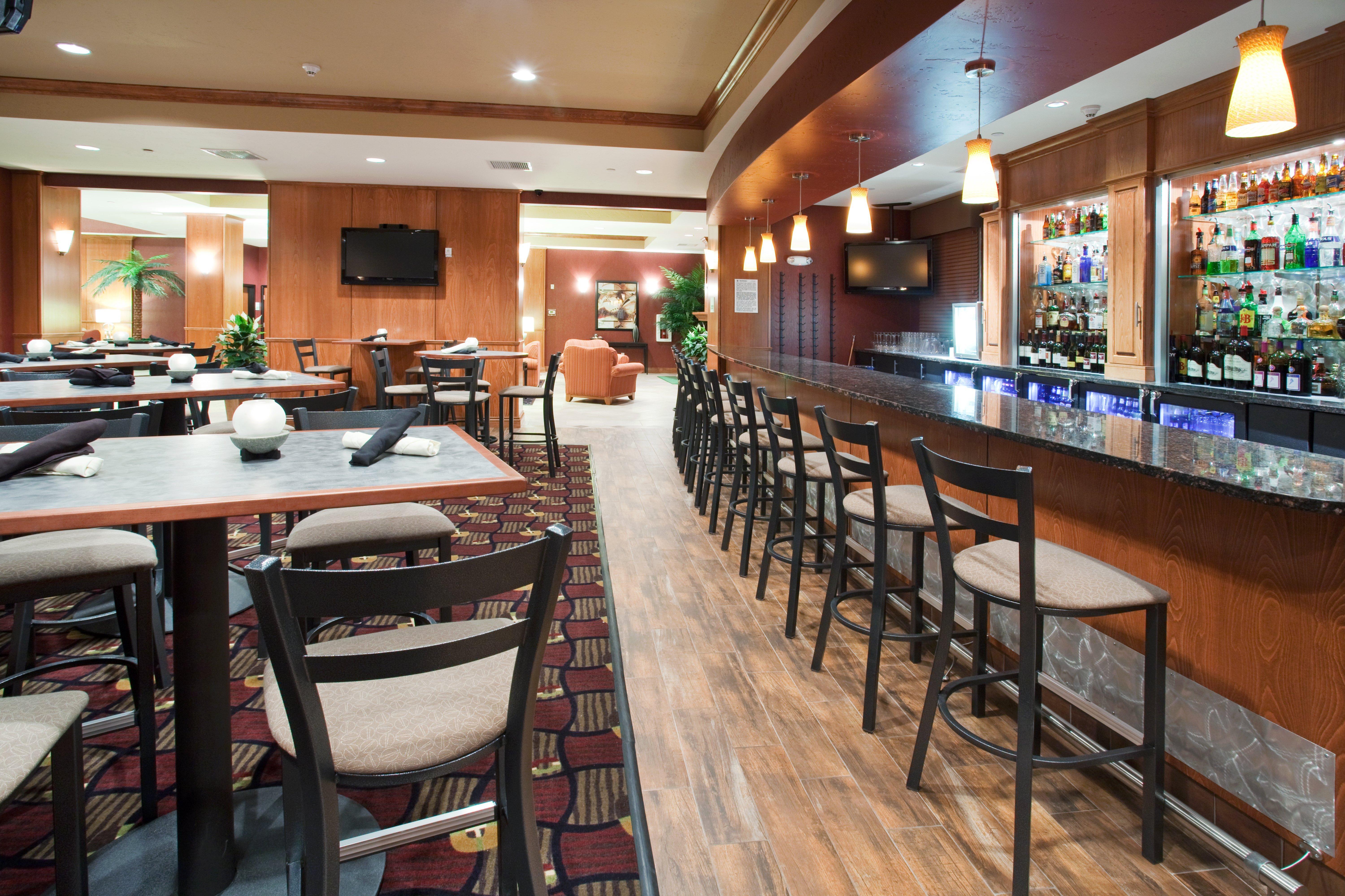 Holiday Inn Hotel & Suites Grand Junction-Airport By Ihg Ngoại thất bức ảnh