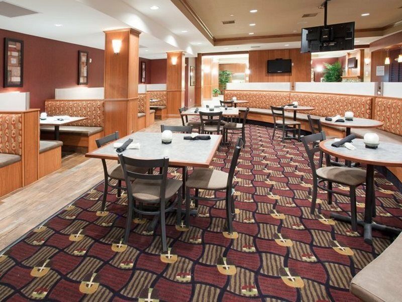 Holiday Inn Hotel & Suites Grand Junction-Airport By Ihg Ngoại thất bức ảnh
